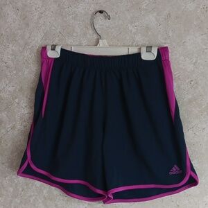 Women's Adidas short pants